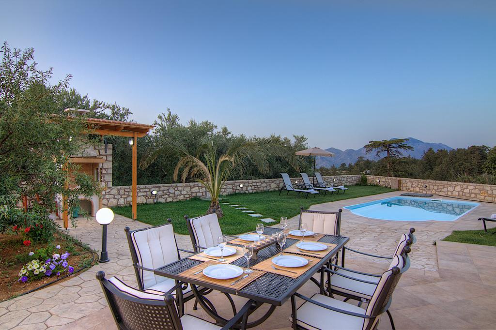 Green Paradise Villa Margarítai Екстериор снимка